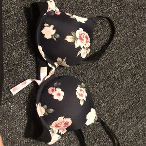 Still available- PINK  cute wear everywhere push-up bra 32